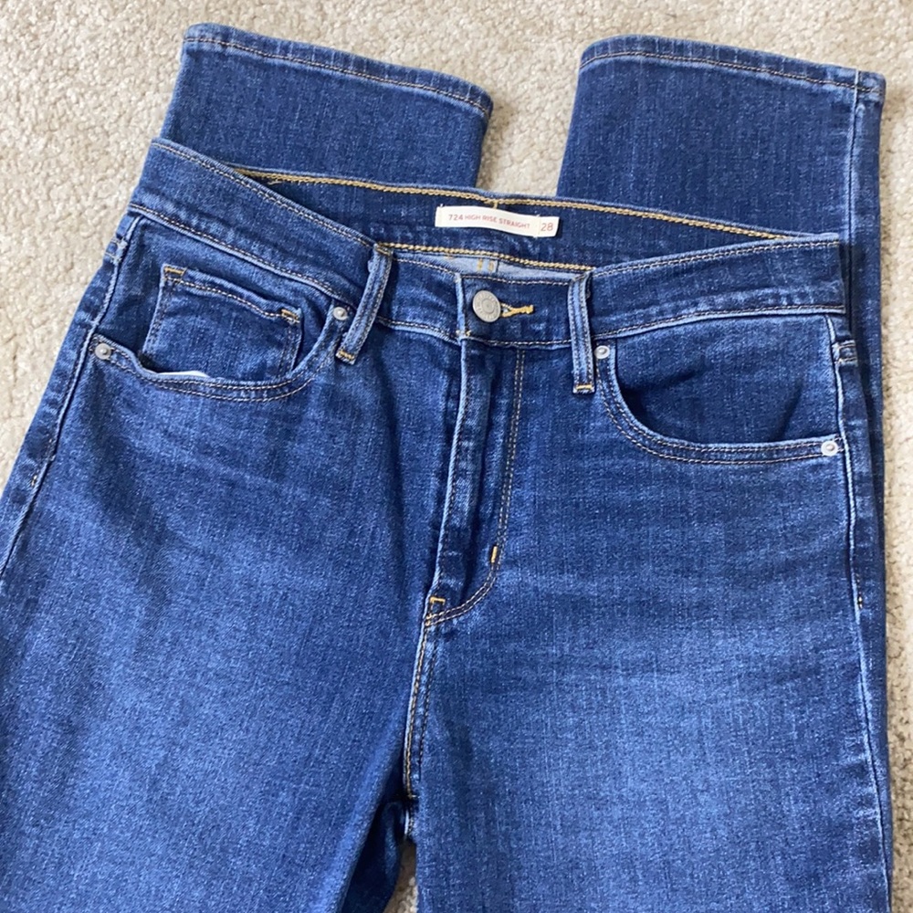 Levi’s - Picture 2 of 2